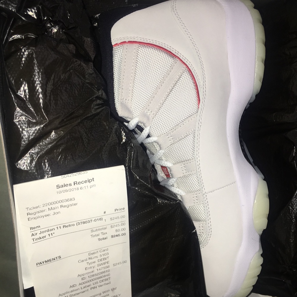 Jordan 11 platinum Tint